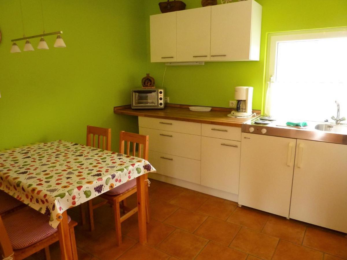 An Den Linden Apartment *
